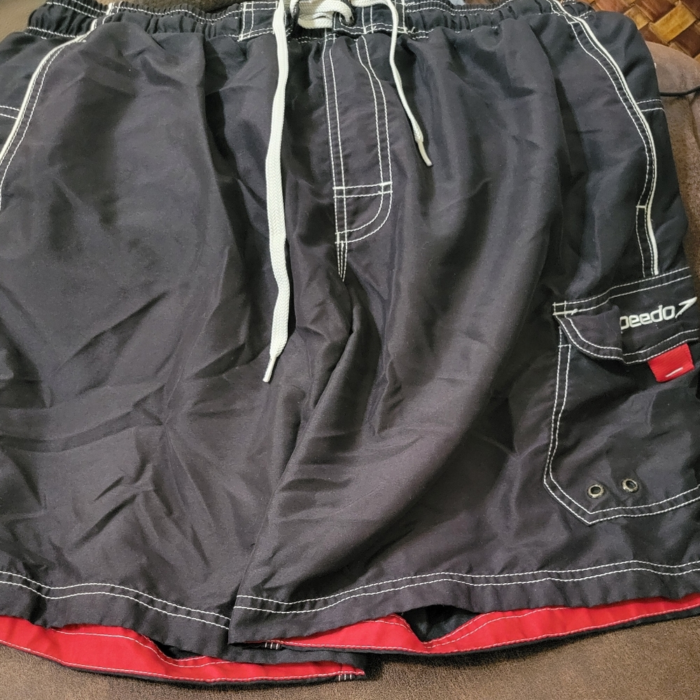 Men's Speedo cargo swim trunks xl